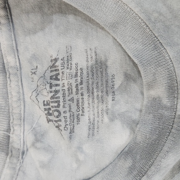 Butterfly 🦋 Shirt - Picture 6 of 8